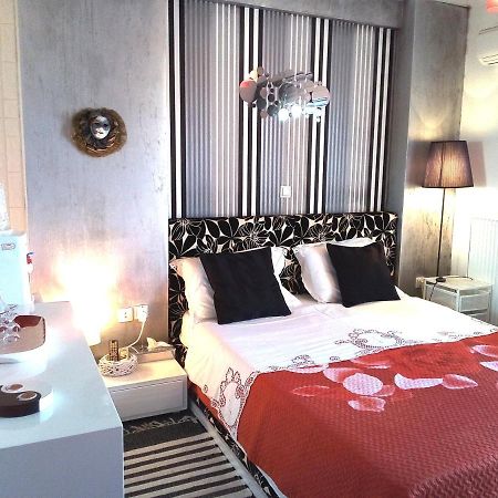 Апартаменти Greek Hospitality 2 Афіни Екстер'єр фото